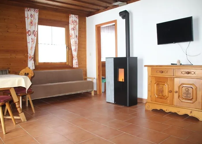 Holiday home Langhans Huette 2 Kamperkogel